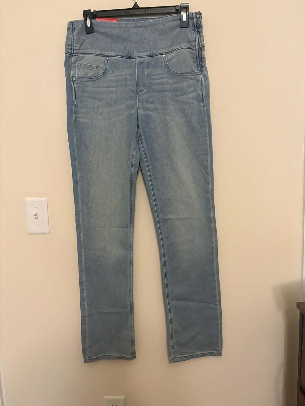 Spanx The Signature Straight Leg Shaping Jeans Size 30